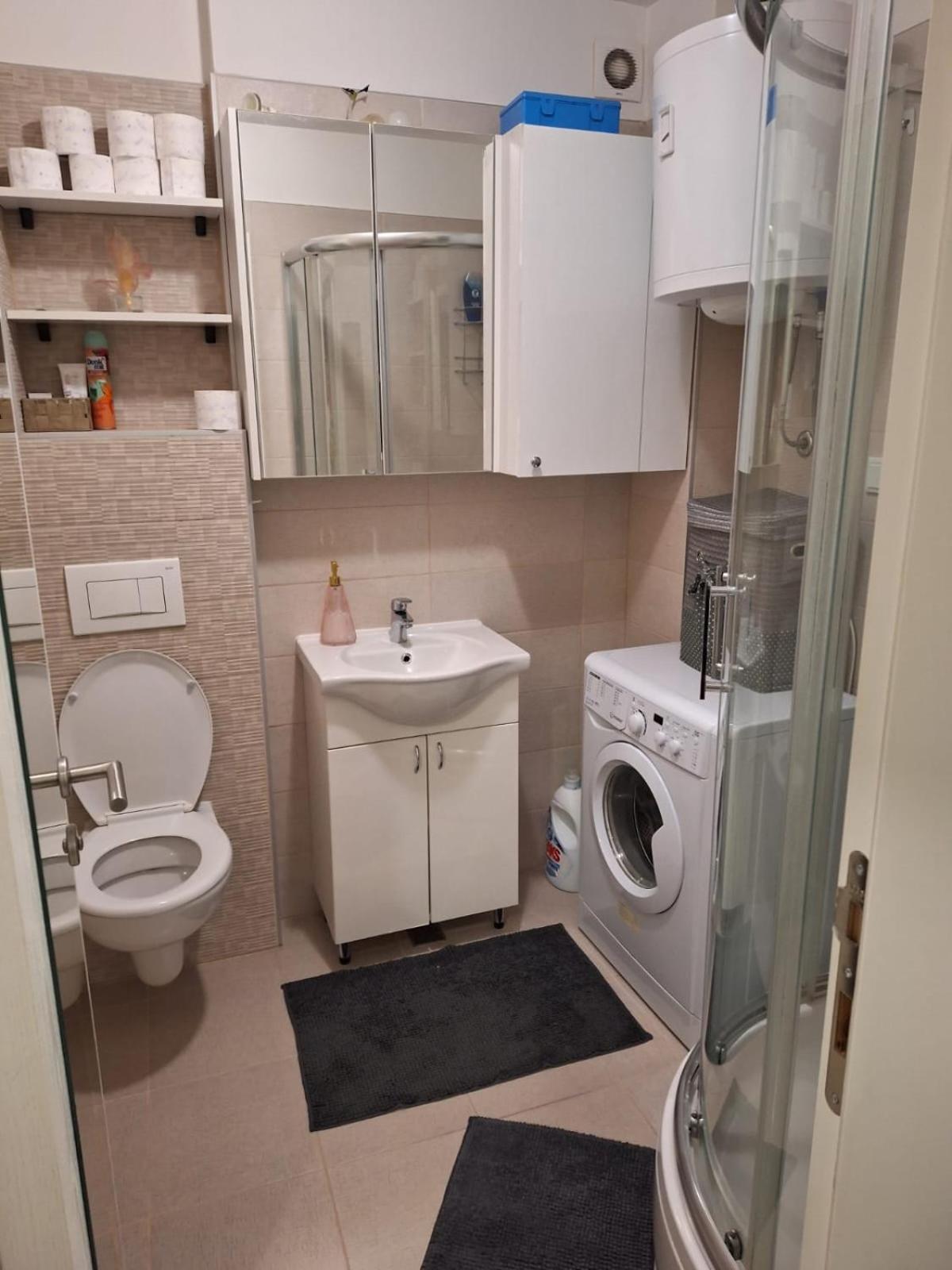 Unaone Apartment
